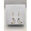 Clair de Lune – Créoles perle blanche et pendentif lune en acier inoxydable doré Clair de Lune – Créoles perle blanche et pendentif lune en acier inoxydable doré