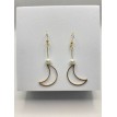 Clair de Lune – Créoles perle blanche et pendentif lune en acier inoxydable doré Clair de Lune – Créoles perle blanche et pendentif lune en acier inoxydable doré