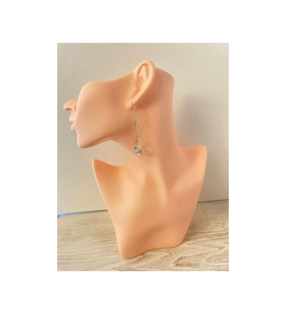 Boucles d'oreilles pendantes triangle avec effet diamant