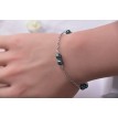 Bracelet Esmeralda en argent 925 avec trois rangées de perles vert sapin Bracelet Esmeralda en argent 925 avec trois rangées de perles vert sapin