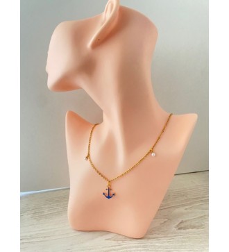 Collier or 24K avec pendentif ancre bleu et perles