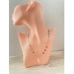 Rose et Bleu – Collier bicolore avec perles bleu azur et rose et pendentif hippocampe élégant Rose et Bleu – Collier bicolore avec perles bleu azur et rose et pendentif hippocampe élégant