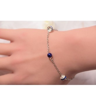 Bracelet argenté avec perles bleu nuit et strass élégants