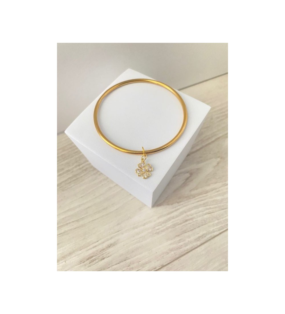 Bracelet fin or 24K avec pendentif trèfle strass 64 cm