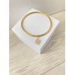 Trèfle Fin – Bracelet raffiné en acier inoxydable plaqué or 24 K avec pendentif trèfle Trèfle Fin – Bracelet raffiné en acier inoxydable plaqué or 24 K avec pendentif trèfle
