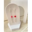 Boucles d’oreilles pendantes Croix Infini en argent 925 avec perles rouges en verre transparent Boucles d’oreilles pendantes Croix Infini en argent 925 avec perles rouges en verre transparent