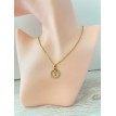 Éclat Scintillant – Collier plaqué or 24 K avec pendentif rond orné de strass et croix élégante Éclat Scintillant – Collier plaqué or 24 K avec pendentif rond orné de strass et croix élégante