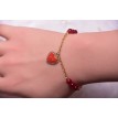 Red Love – Bracelet ajustable perles rouges et pendentif Love en acier inoxydable doré Red Love – Bracelet ajustable perles rouges et pendentif Love en acier inoxydable doré