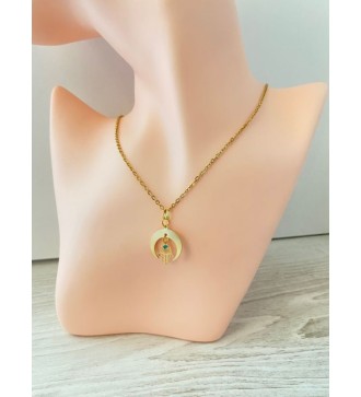 Collier en or 24K avec pendentif lune et main de Fatma