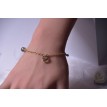 coeur de Glace – Bracelet en acier inoxydable plaqué or 24K avec pendentif cœur et perles élégantes coeur de Glace – Bracelet en acier inoxydable plaqué or 24K avec pendentif cœur et perles élégantes
