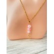 Croix Rose – Collier plaqué or 24 K avec pendentif croix en strass et perles roses élégantes Croix Rose – Collier plaqué or 24 K avec pendentif croix en strass et perles roses élégantes