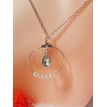 Constellation – Collier élégant avec perles blanches et pendentif en pierre blanche Constellation – Collier élégant avec perles blanches et pendentif en pierre blanche