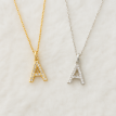 Collier alphabet dorée ou argentée – Bijou personnalisé pour un cadeau unique Collier alphabet dorée ou argentée – Bijou personnalisé pour un cadeau unique