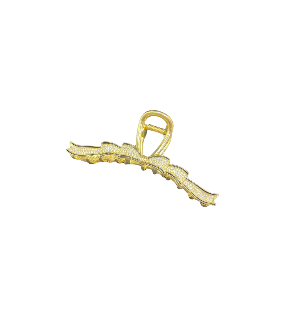 Trésor Capillaire – Pinces dorées et perles pour une coiffure raffinée Trésor Capillaire – Pinces dorées et perles pour une coiffure raffinée
