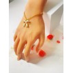 Noeud Blanc – Bracelet plaqué or 24 K avec pendentif nœud élégant, perles et pierre blanche Noeud Blanc – Bracelet plaqué or 24 K avec pendentif nœud élégant, perles et pierre blanche