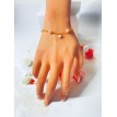 Tendre Amour – Bracelet plaqué or 24 K avec perles rose pâle et pendentif cœur raffiné Tendre Amour – Bracelet plaqué or 24 K avec perles rose pâle et pendentif cœur raffiné