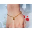 Star – Bracelet doré en acier inoxydable plaqué or 24 K avec étoiles scintillantes Star – Bracelet doré en acier inoxydable plaqué or 24 K avec étoiles scintillantes