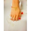 Noeud Lié – Bracelet ajustable perles rouges et pendentif acier inoxydable doré Noeud Lié – Bracelet ajustable perles rouges et pendentif acier inoxydable doré