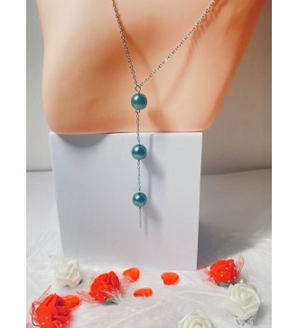 Collier argenté en acier inoxydable avec perles vert sapin