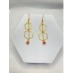 Parfum de Rose – Boucles d’oreilles pendantes octogonales en acier inoxydable plaqué or 24K Parfum de Rose – Boucles d’oreilles pendantes octogonales en acier inoxydable plaqué or 24K
