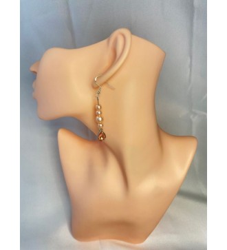 Boucles d'oreilles pendantes argent , perles couleur pêche