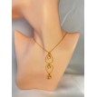 Or et Lumière – Collier en acier inoxydable plaqué or 24K avec pendentif trio de gouttes Or et Lumière – Collier en acier inoxydable plaqué or 24K avec pendentif trio de gouttes