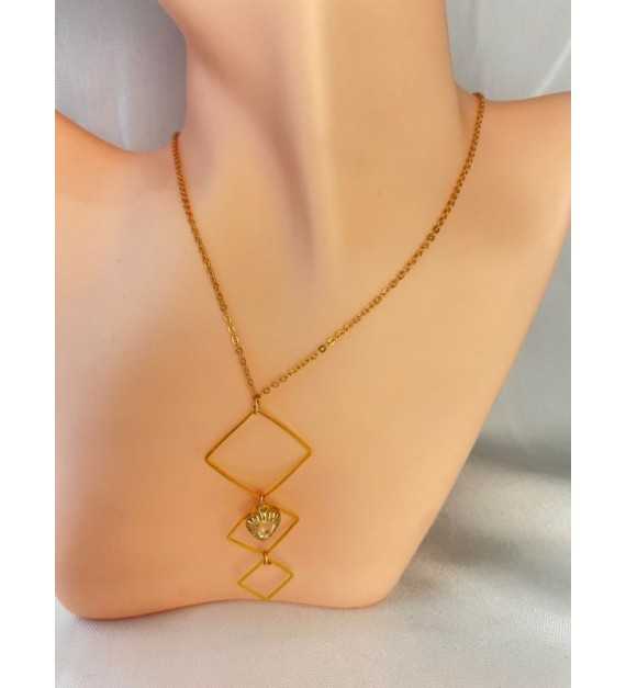 Carré Lumineux – Collier en acier inoxydable plaqué or 24K 