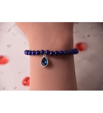 Bracelet en perles bleu électrique avec pendentif élégant