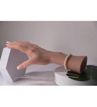 Bracelet en perles blanches , chic et confortable