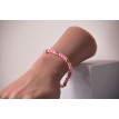 Bracelet Pastel et Or en perles roses et anneaux dorés chic et élégant Bracelet Pastel et Or en perles roses et anneaux dorés chic et élégant