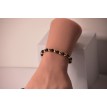 Chic en Noir et Doré – Bracelet en perles noires et dorées, élégant et intemporel Chic en Noir et Doré – Bracelet en perles noires et dorées, élégant et intemporel