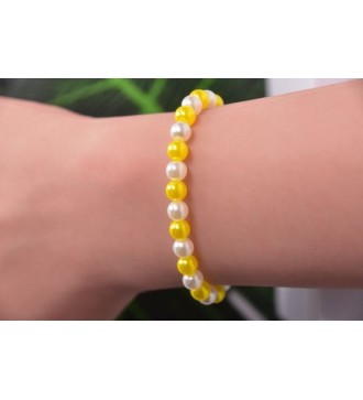 Bracelet en perles jaune citron et blanches , tendance