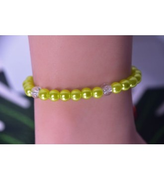 Bracelet en perles vert pâle et transparent tendance