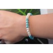Bracelet Brume et Océan en perles blanches et bleues élégant et confortable Bracelet Brume et Océan en perles blanches et bleues élégant et confortable