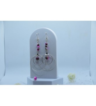Boucles d'oreilles créoles argent , perles rose violet élégante