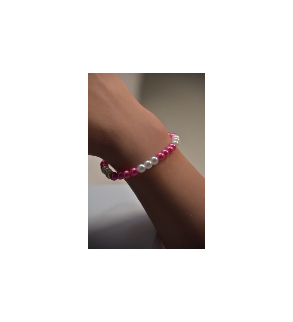 Bracelet en perles roses et blanches , chic et confortable