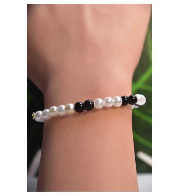 Bracelet Contraste Chic en perles noir et blanc élégant