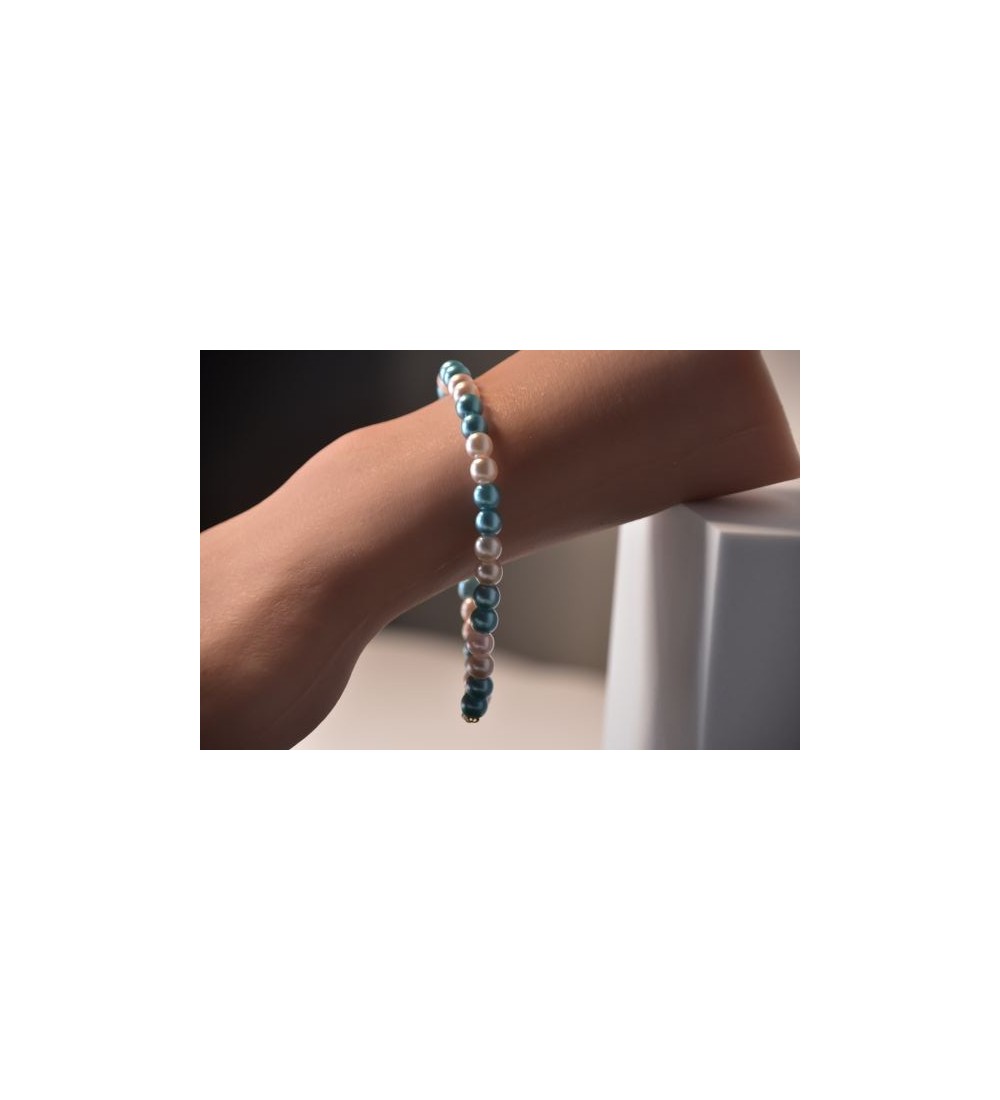 Bracelet en perles rose pâle et bleu clair , chic et confortable
