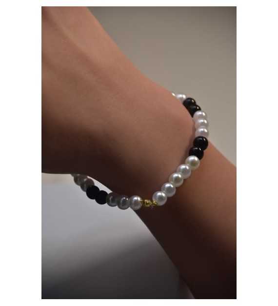 Bracelet Luxe Ethéré en perles noires et platines chic