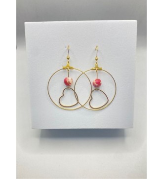 Boucles d'oreilles créoles or avec perles rouges et coeur