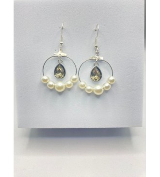 Boucles d'oreilles créoles argent avec perles blanches