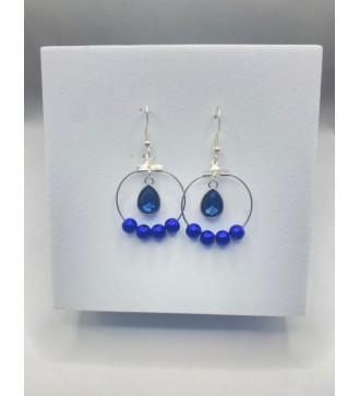 Boucles d'oreilles créoles argent avec perles bleu profond