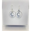 Diamant enveloppé – Boucles d’oreilles créoles en acier inoxydable argenté avec pendentif Diamant enveloppé – Boucles d’oreilles créoles en acier inoxydable argenté avec pendentif