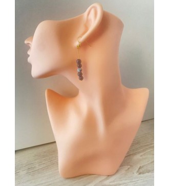 Boucles d'oreilles pendantes or avec perles noires et blanches