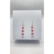 Harmonie Rouge et Blanche – Boucles pendantes perles rouges et blanches en acier inoxydable doré Harmonie Rouge et Blanche – Boucles pendantes perles rouges et blanches en acier inoxydable doré