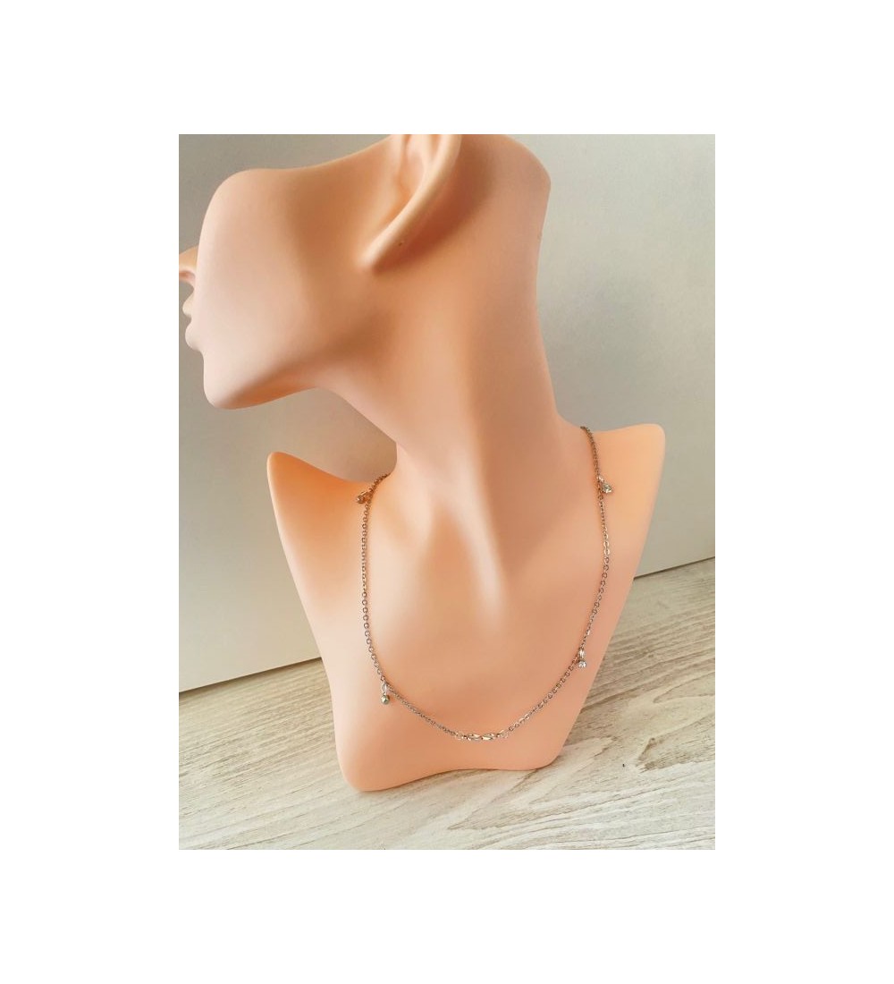 Collier argenté infini avec breloques à strass chic
