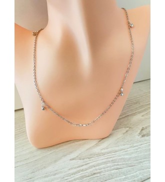 Collier argenté infini avec breloques à strass chic