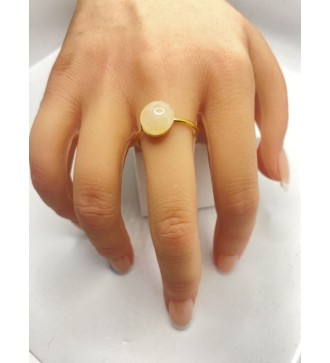 Bague ajustable or avec pendentif quartz blanc