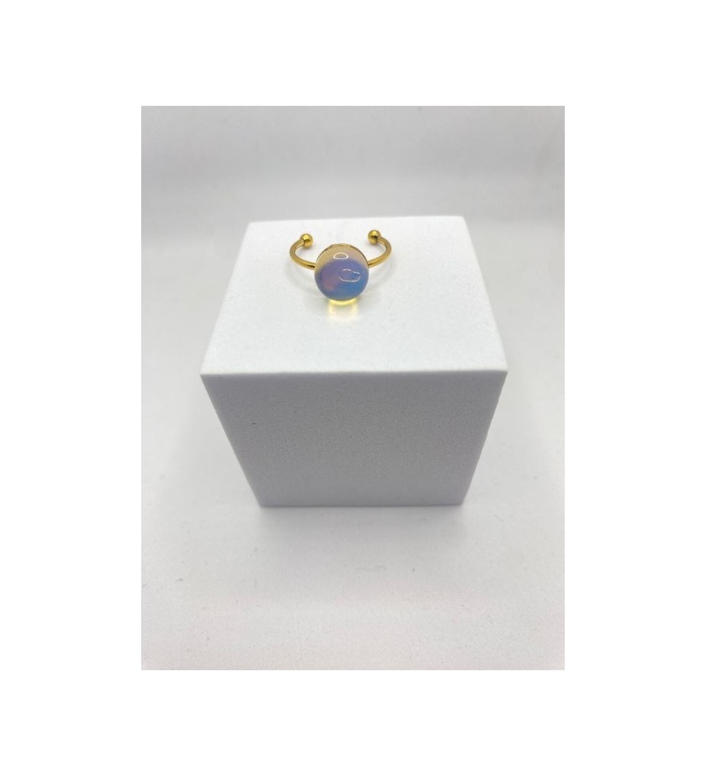 Bague ajustable or avec pendentif quartz transparent