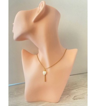 Collier or  avec coeur nacré